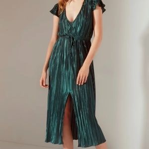 UO Metallic Green pleated Midi Dress